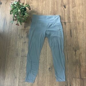 Athleta Crop Leggings